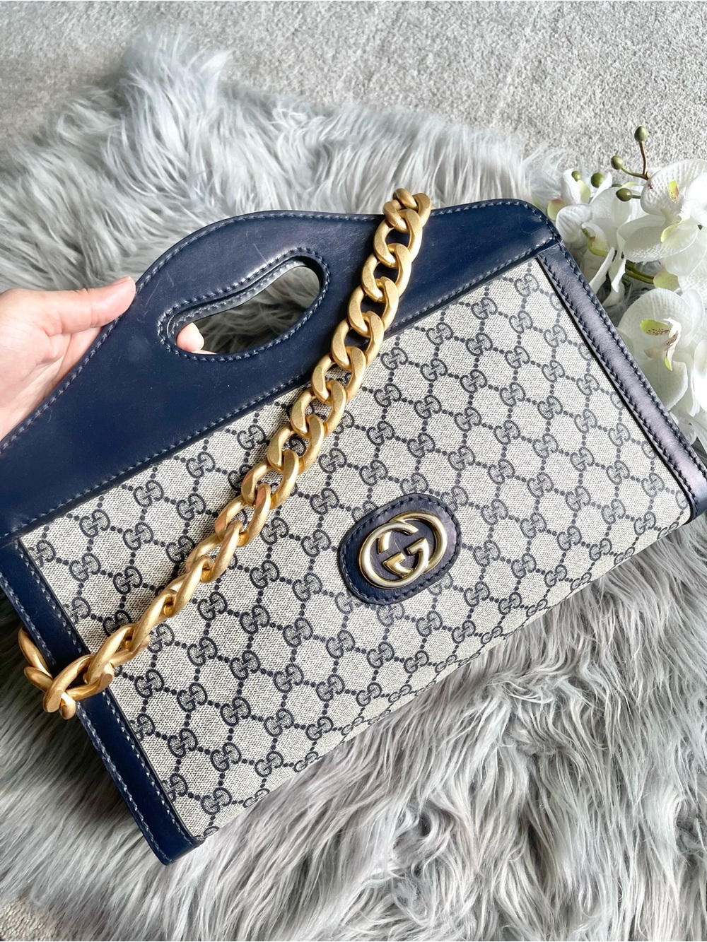 Gucci Blue GG Supreme Canvas Chain Handle Shoulder Bag